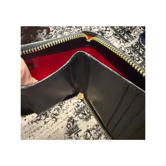 Vintage Dooney & Bourke Black Leather Zip Wallet - Picture 6 of 6